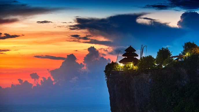 Captivating splendour at Uluwatu Temple