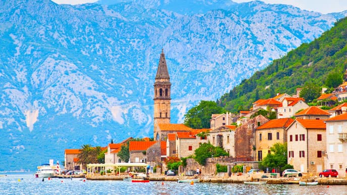 Travel to Gorgeous Perast