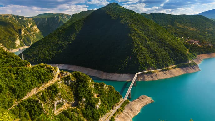 Arrival & journey to Piva