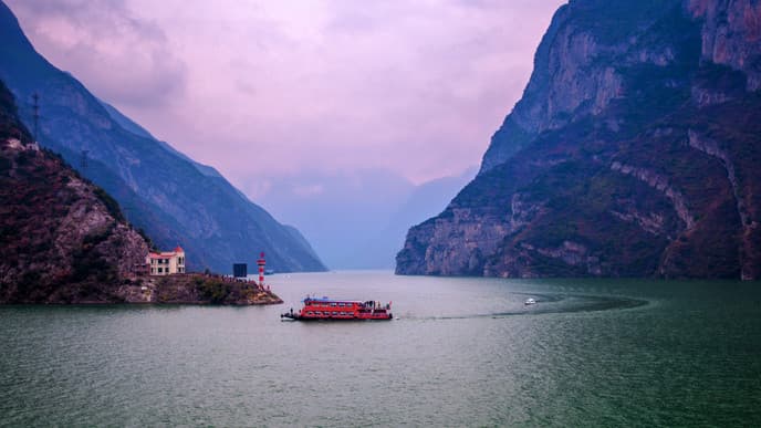 Atmospheric Fengdu ghost city