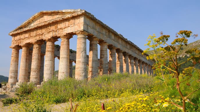 Explore iconic historical landmarks