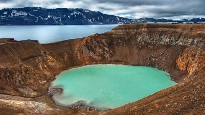 Be Transported to Lunar Landscapes in Askja