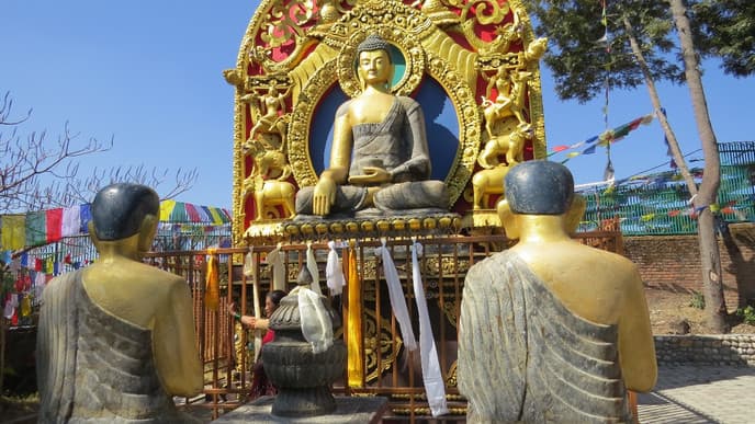 Observe the Buddhisht rituals in Namobuddha