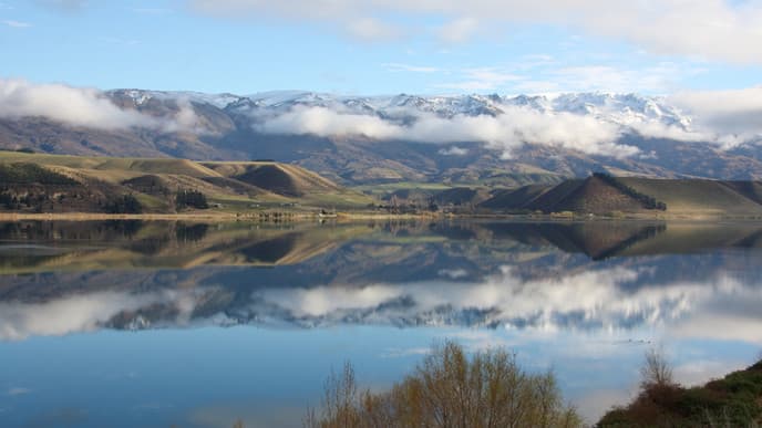 Biking Lake Dunstan