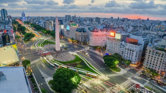 Explore the city of Buenos Aires