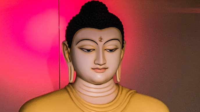 Arrival & journey to the Cultural Triangle