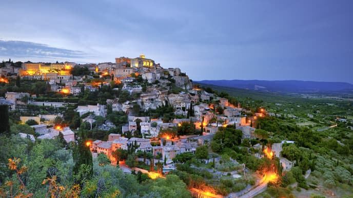 See the stunning Luberon massif