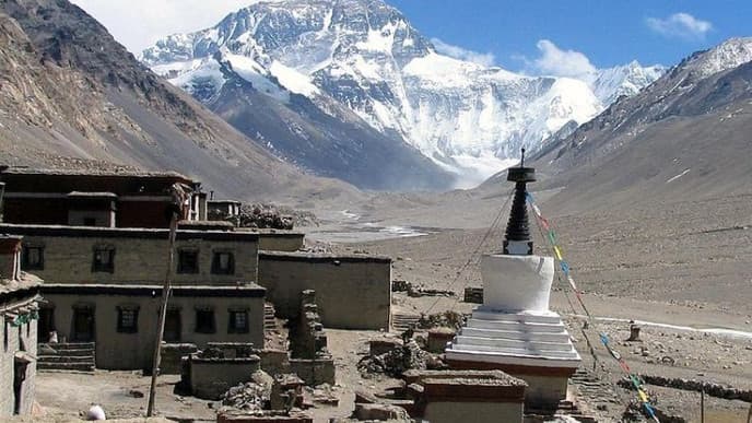 Explore The Everest Base Camp