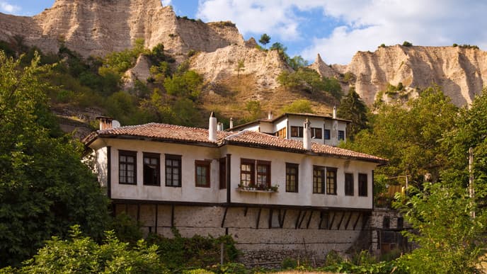 Explore Melnik - the smallest Town in Bulgaria