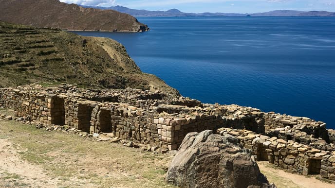 The ruins of Chincana and the labyrinth in Aymara