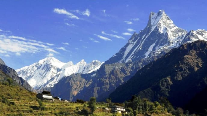 Trek from Ghandrung to Chhomrong