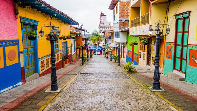 El Peñol Boulder & Guatapé