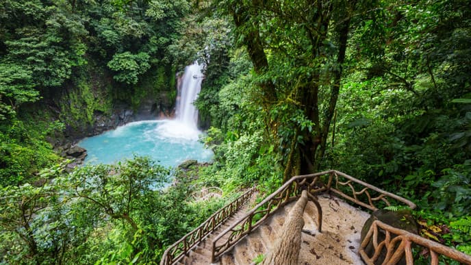 The Celeste River & Rio Celeste waterfall