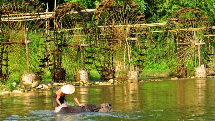 Bamboo aqueducts & river rafting