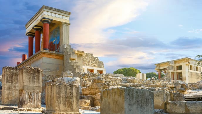 Travel back in time in Heraklion