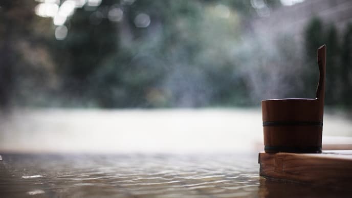 Soak, sip & say goodbye