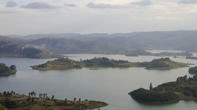 Go To Magical Lake Bunyonyi