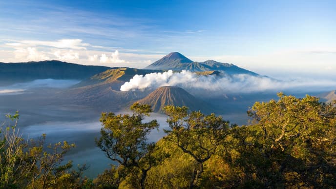 Hike the Amazing Bromo Volcano Crater