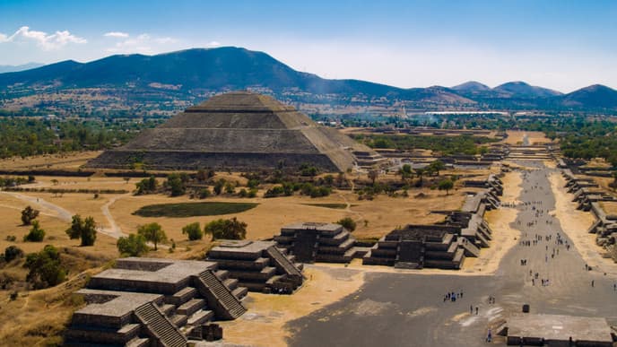 Explore Iconic Sites of Mexico