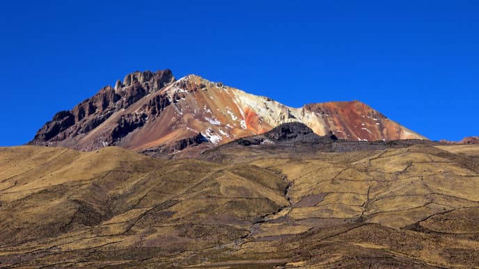 Hiking up Tunupa mountain