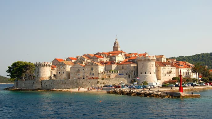 Hiking and biking around Mljet National Park