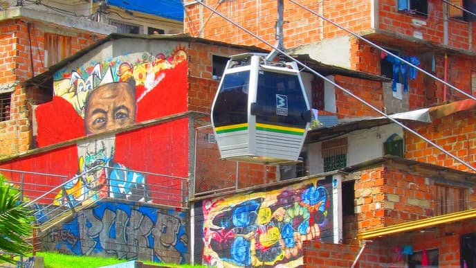 Free Day or Tour of Comuna 13