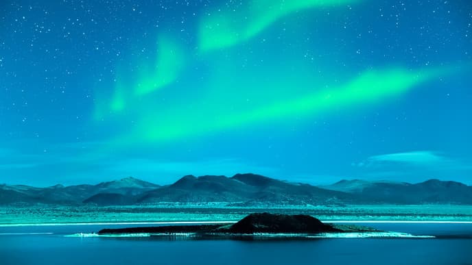 Spectacular Aurora dinner cruise