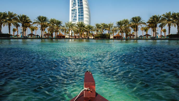 Cruise through Dubai's City Streets