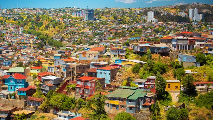 Travel To Gorgeous Valparaiso