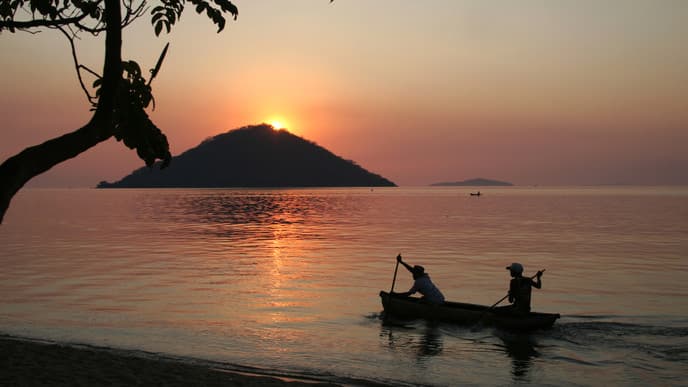 Transfer to Pumulani Lodge at Cape Maclear