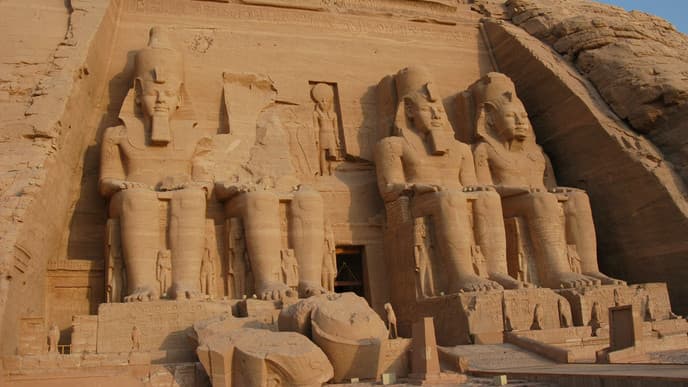 Temple tour & return to Cairo