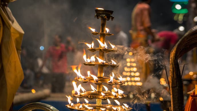 Spirituelles Treiben am Ganges