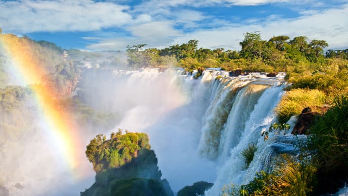 Reise zum Tor der Iguazú-Wasserfälle
