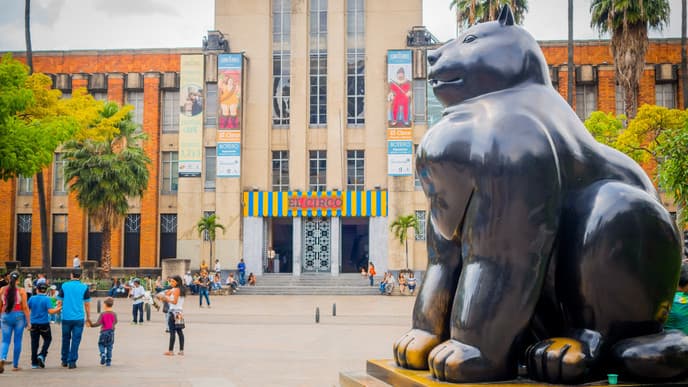 Learn about street art and urban transformation in Medellín