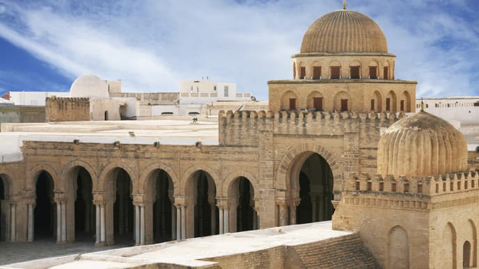 Holy cities and mausoleums