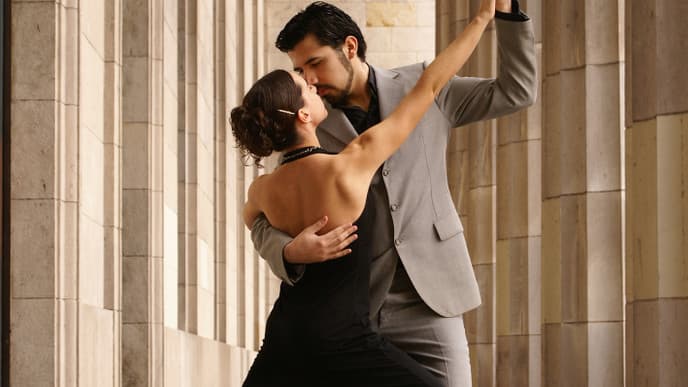 Stroll through the Historic and Cultural Highlights of Buenos Aires