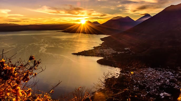Unforgettable views on a sunrise hike