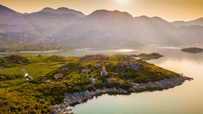 Explore the beautiful islands & bays of Skadar
