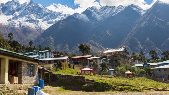 Trek back to Lukla
