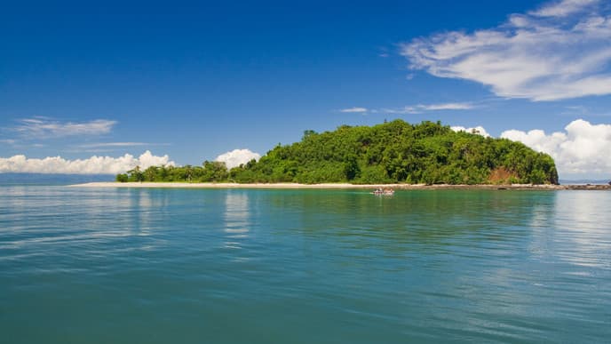 Flug zur duftenden Insel