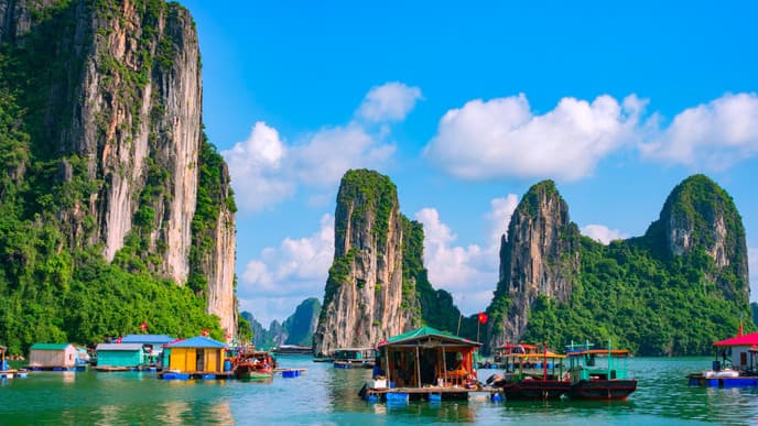 Take an overnight Ha Long Bay cruise
