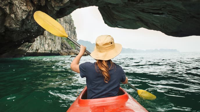 Hidden lagoons & secret caves