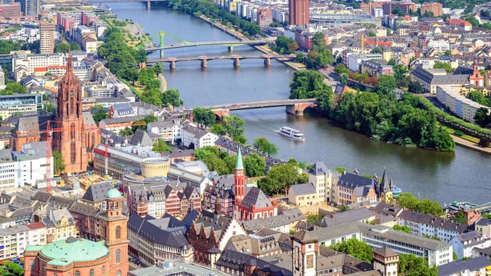 Get to know Frankfurt on two wheels