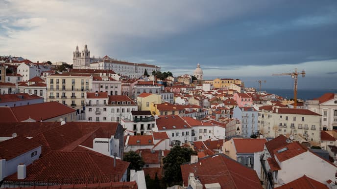 Kulinarische Tour durch Lissabon mit Weinverkostung