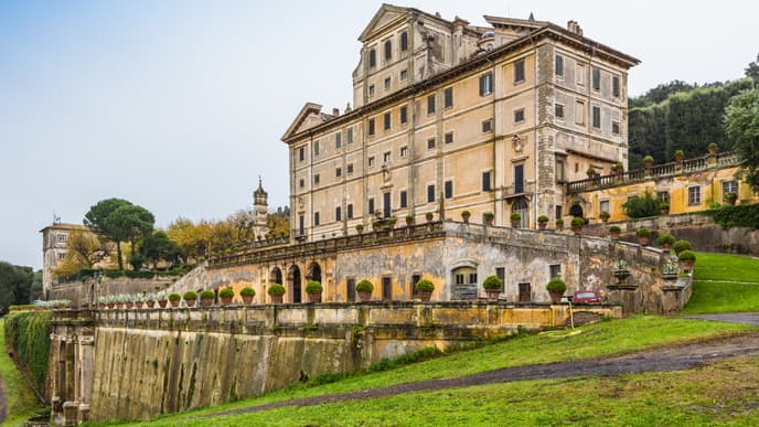 From the airport to the countryside