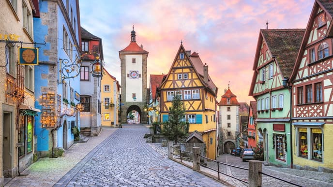 Journey to the fairy-tale Rothenburg ob der Tauber