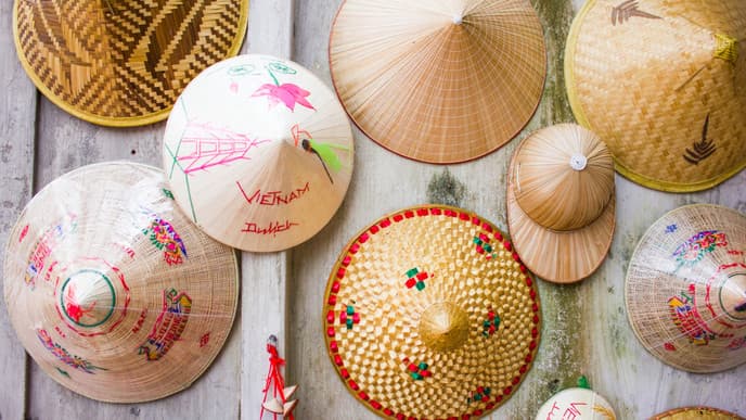 Tour the heritage route south of Thang Long