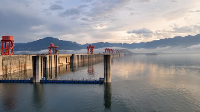 Three Gorges Dam and on to Shanghai