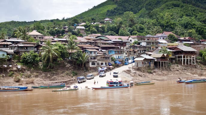 Überland nach Oudomxay und Muang Khua