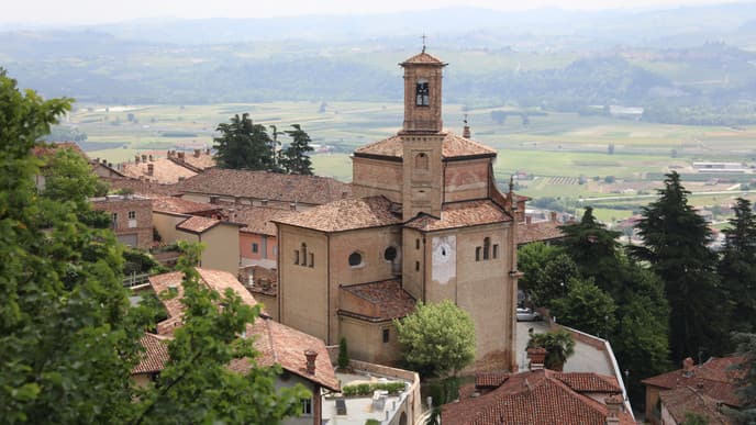 Explore beautiful towns around Barbaresco